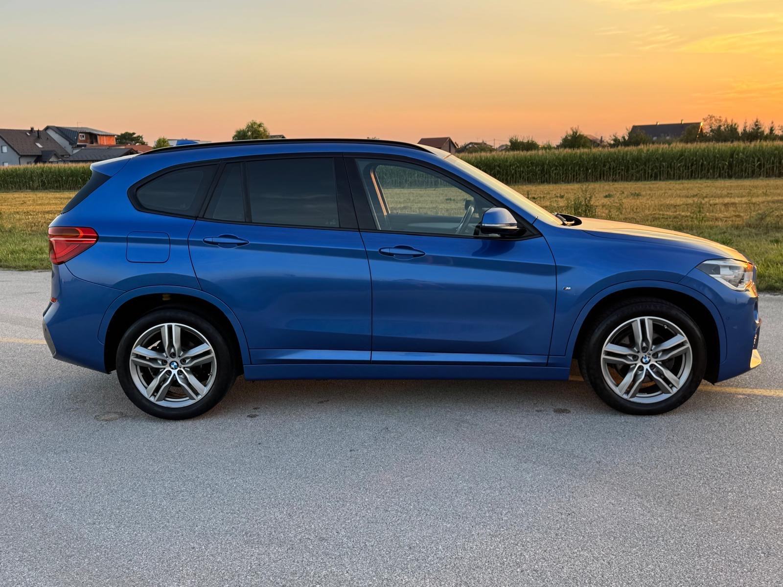 BMW X1 18d xdrive M Paket Navigacija, fotografija 4