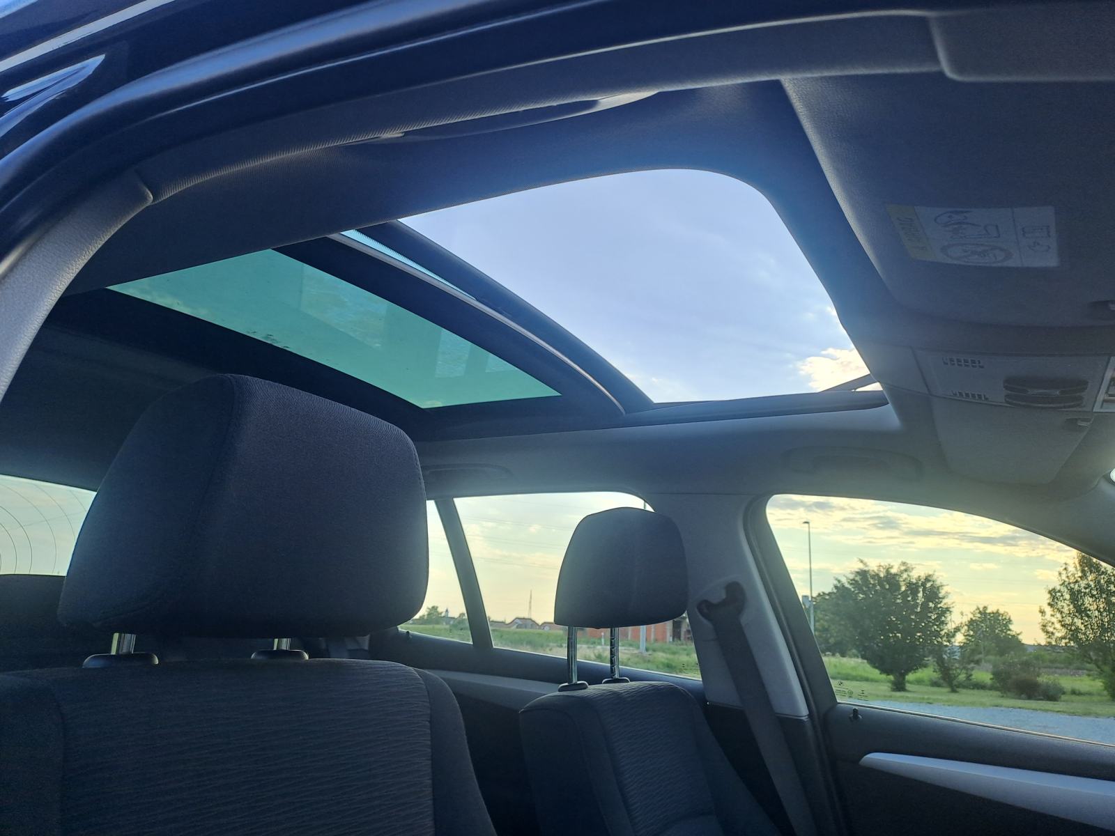 BMW X1 1995ccm-2015gd.md-NAVIGACIJA-,panorama,alu,temp,senzori,KARTICE, fotografija 19