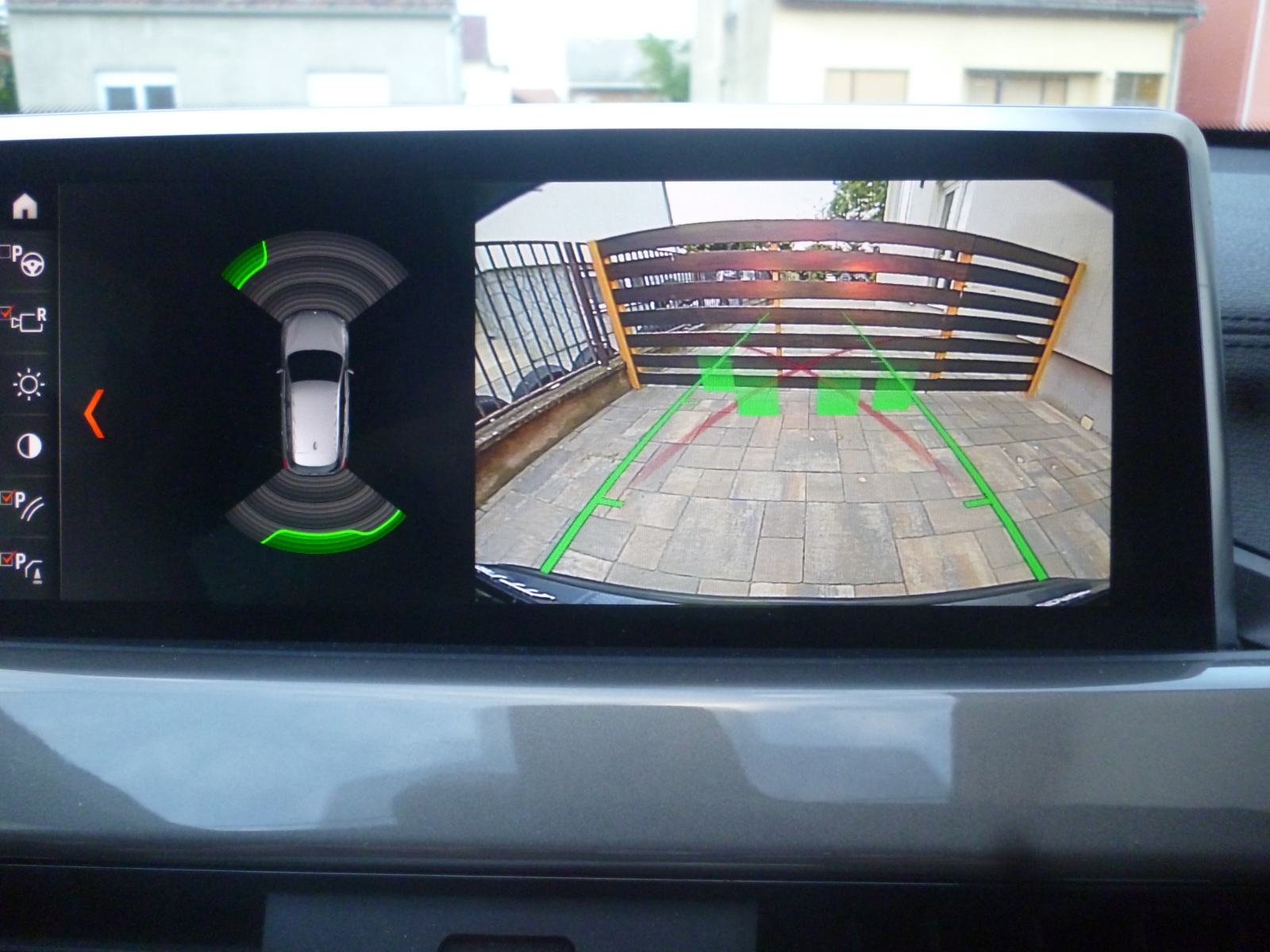 BMW X1 2,0 d , X drive, X Line, kamera, panorama, HR vozilo, fotografija 13