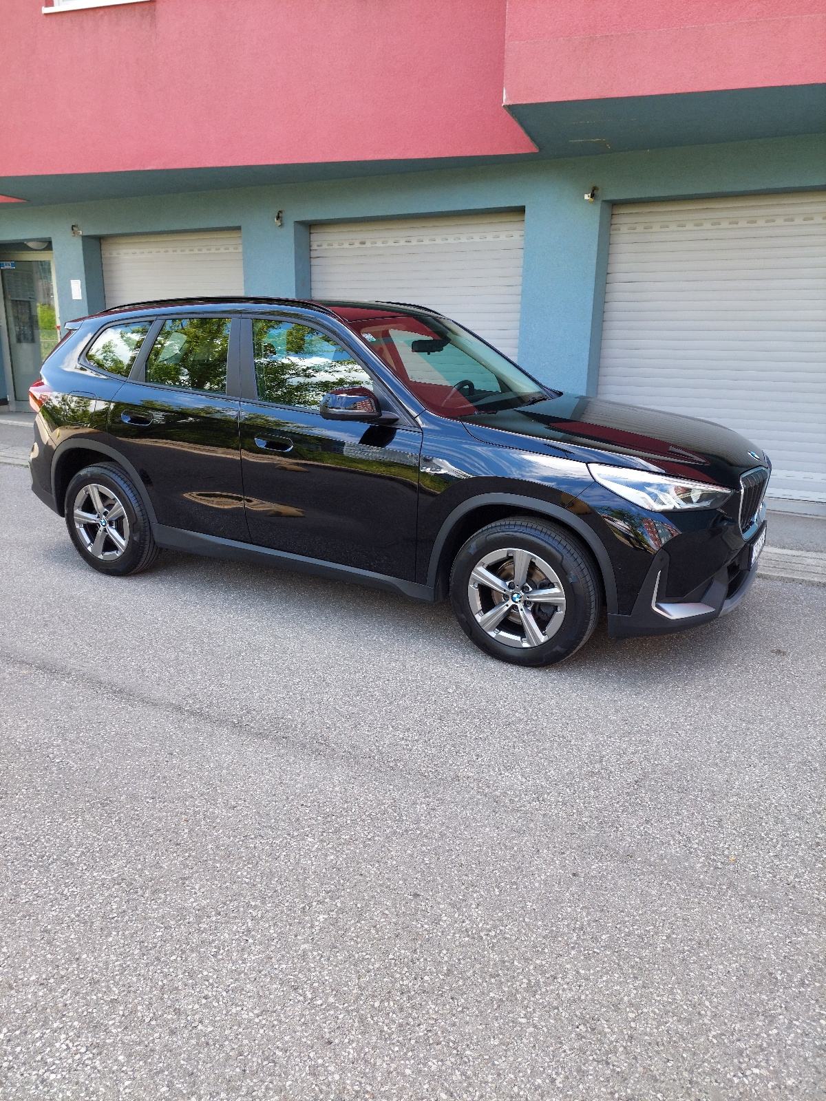 BMW X1 2.0d, X LINE SPORT 1.VL.,reg.7.2027.,KAMERA 360°,GARAŽIRAN, ZG, fotografija 10