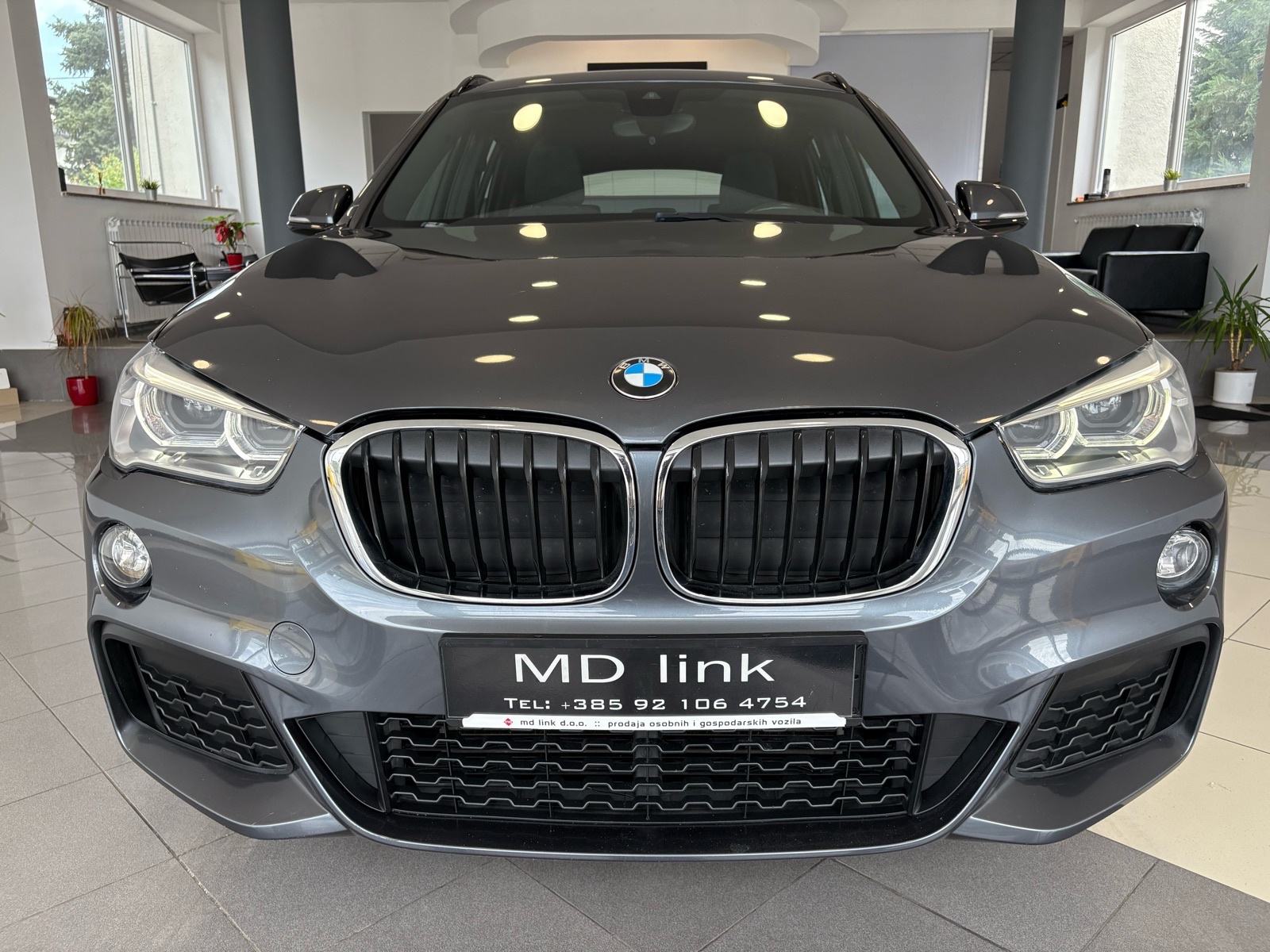 BMW X1 2.0d sDrive M paket automatik, fotografija 2