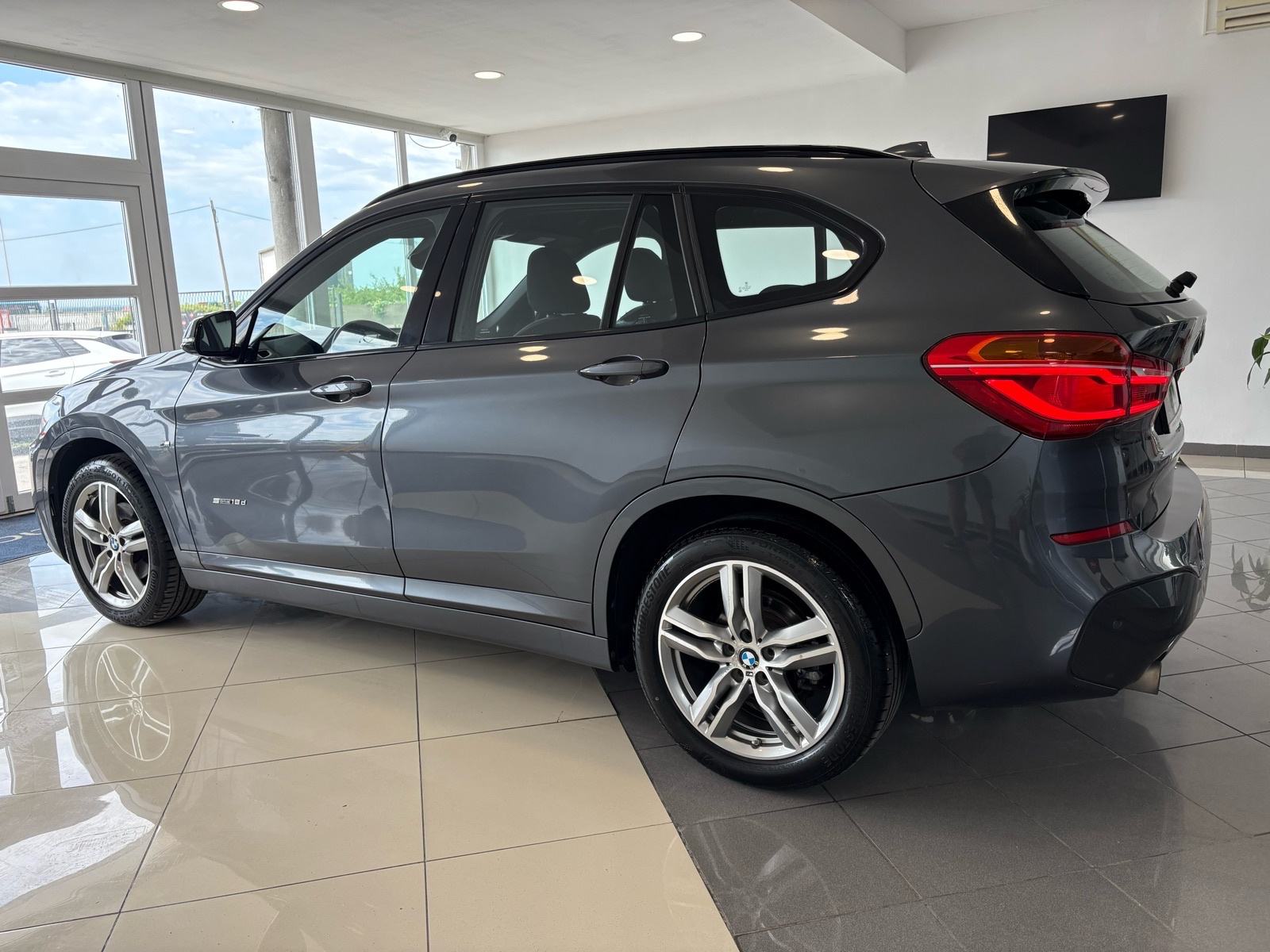 BMW X1 2.0d sDrive M paket automatik, fotografija 16