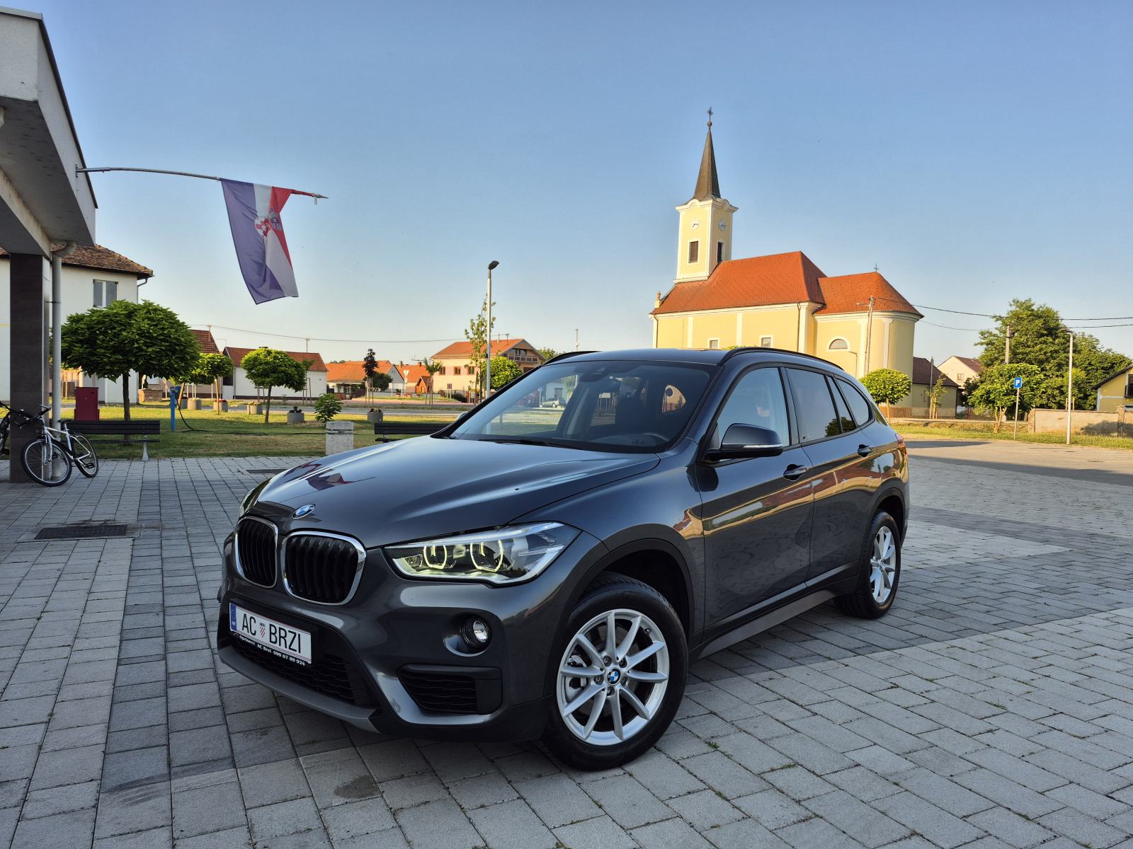 BMW X1 20d xDrive 140kw/190ks 4x4,LED,kuka,senzori,grijanje sjedala, fotografija 2