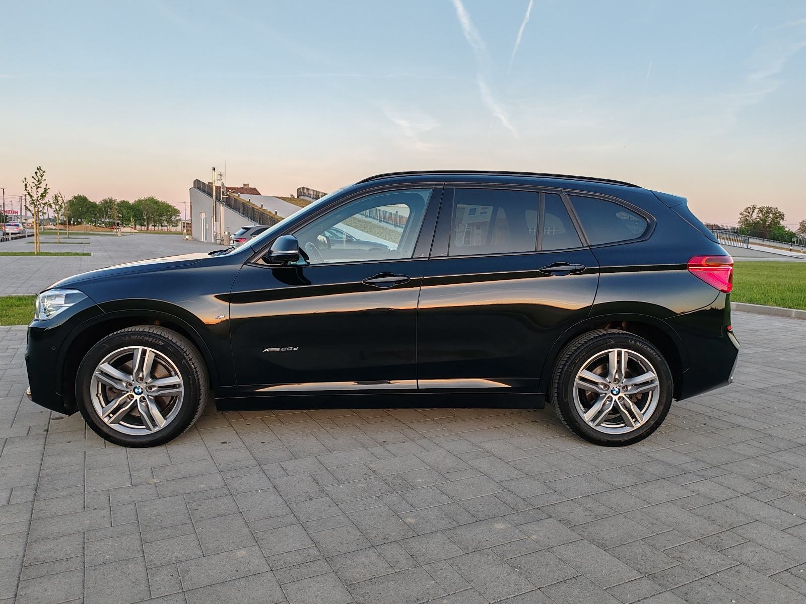 BMW X1 20d Xdrive, M-SPORT,AUTOMATIK,LED, NAVI, fotografija 5