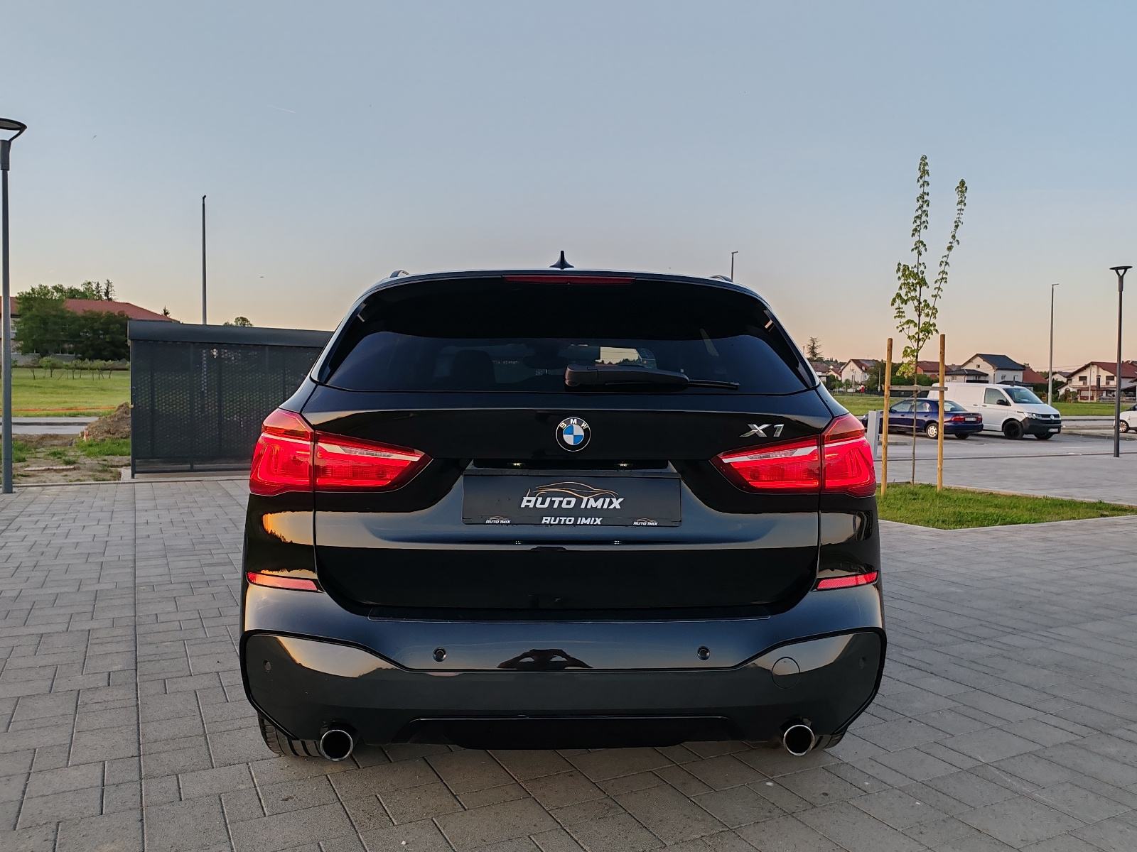 BMW X1 20d Xdrive, M-SPORT,AUTOMATIK,LED, NAVI, fotografija 7
