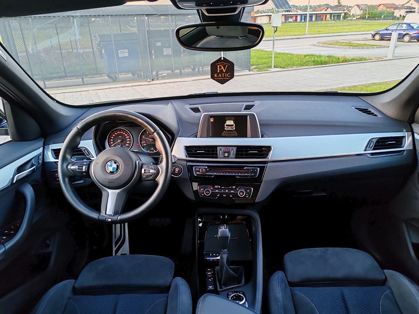 BMW X1 20d Xdrive, M-SPORT,AUTOMATIK,LED, NAVI, fotografija 18