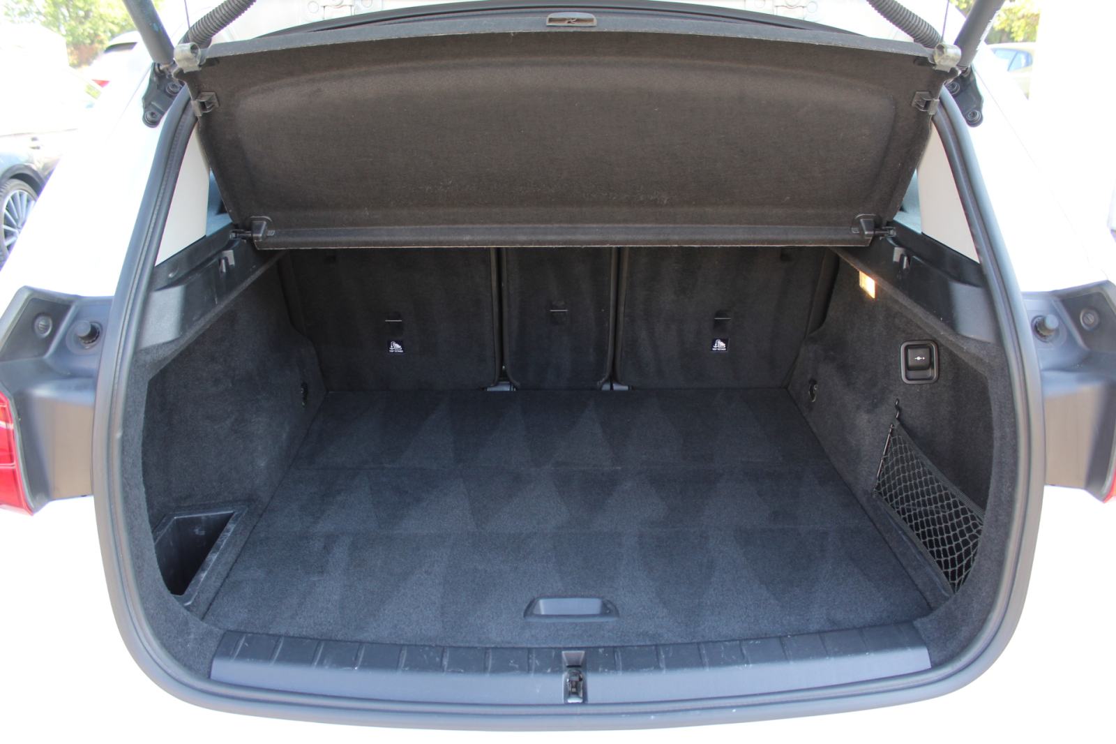 BMW X1 20i AUTOMATIK, LED, ALU 18", NAVIGACIJA, SP. SJEDALA, GARANCIJA, fotografija 15