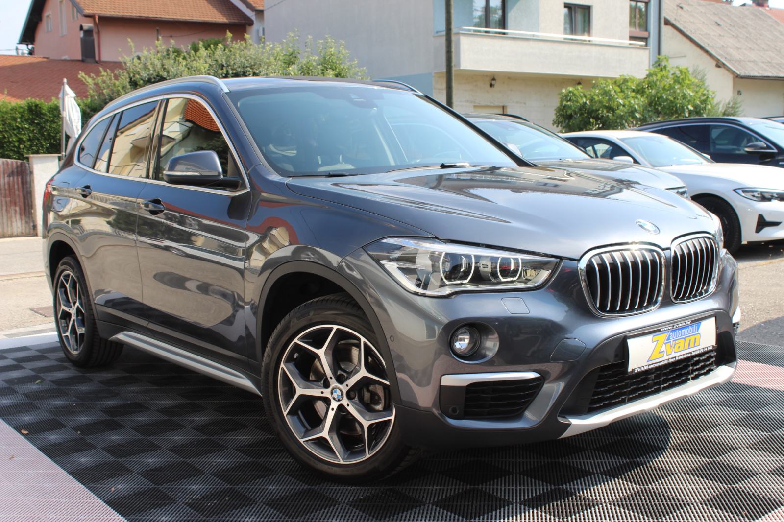 BMW X1 20i AUTOMATIK, X-LINE, LED, KOŽA, ALU 18, NAVIGACIJA, GARANCIJA, pogled izvana - slika 1