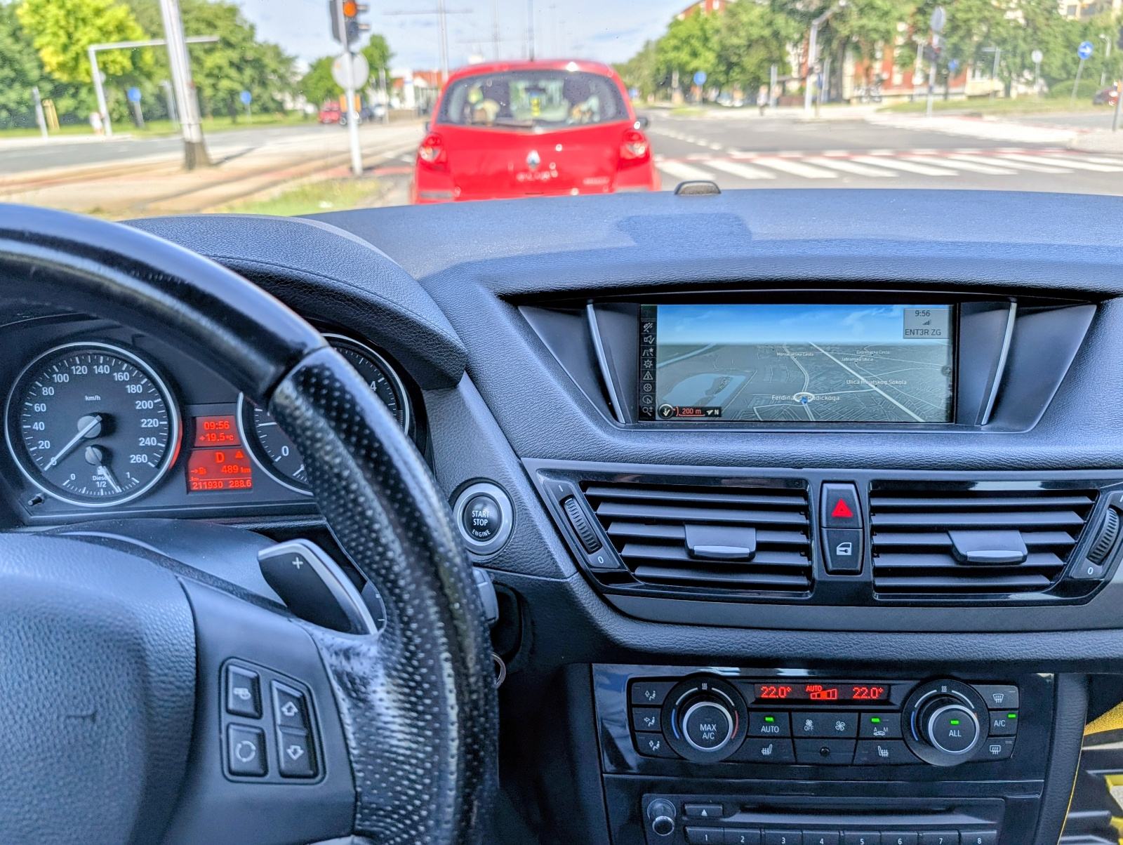 BMW X1 25d xDrive M paket ZF8, fotografija 7