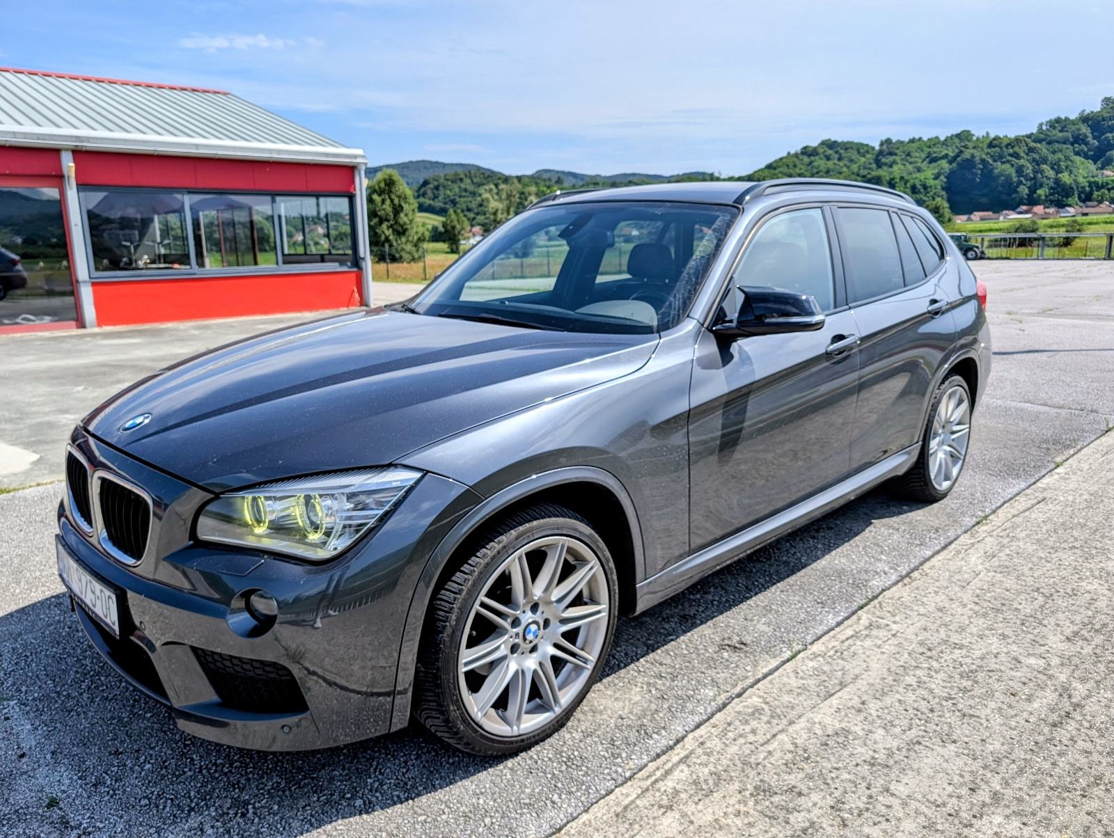 BMW X1 25d xDrive M paket ZF8, fotografija 20