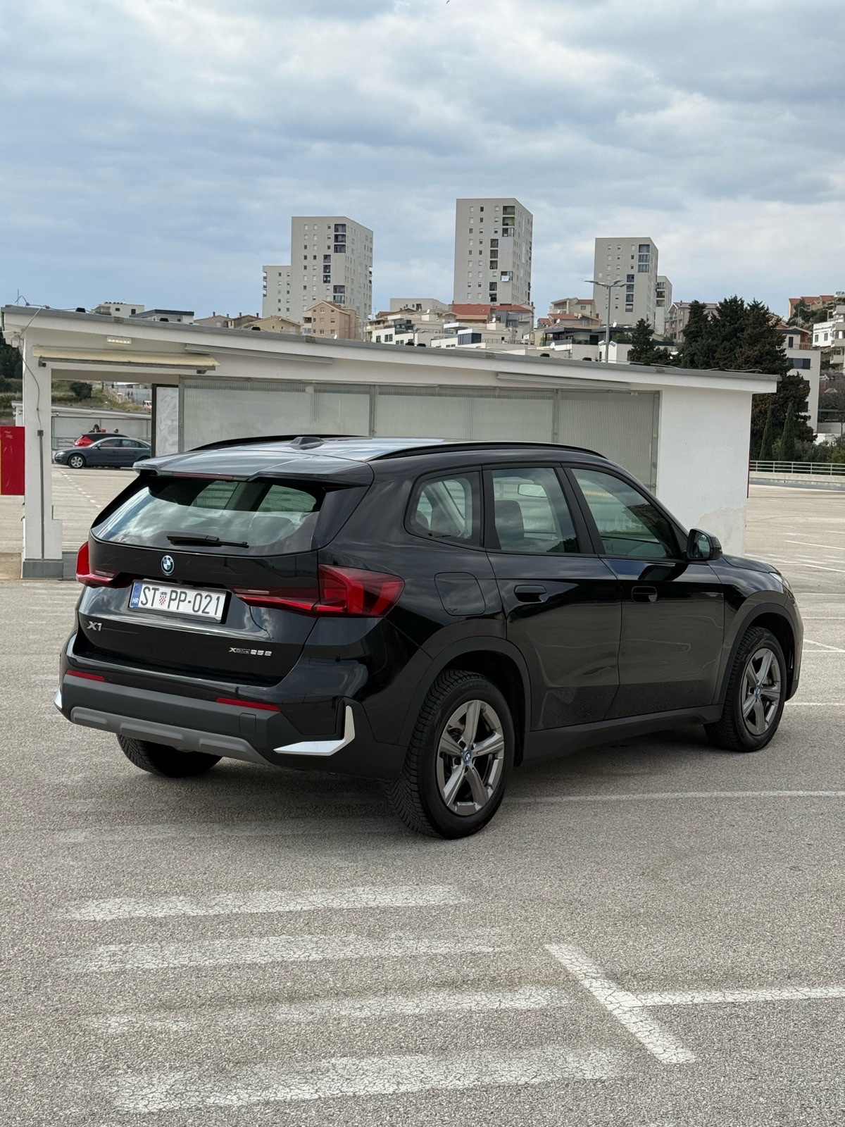 BMW X1 25e xDrive 245 KS, LED+KAM+PDC+NAV “ u sustavu pdv “, fotografija 6