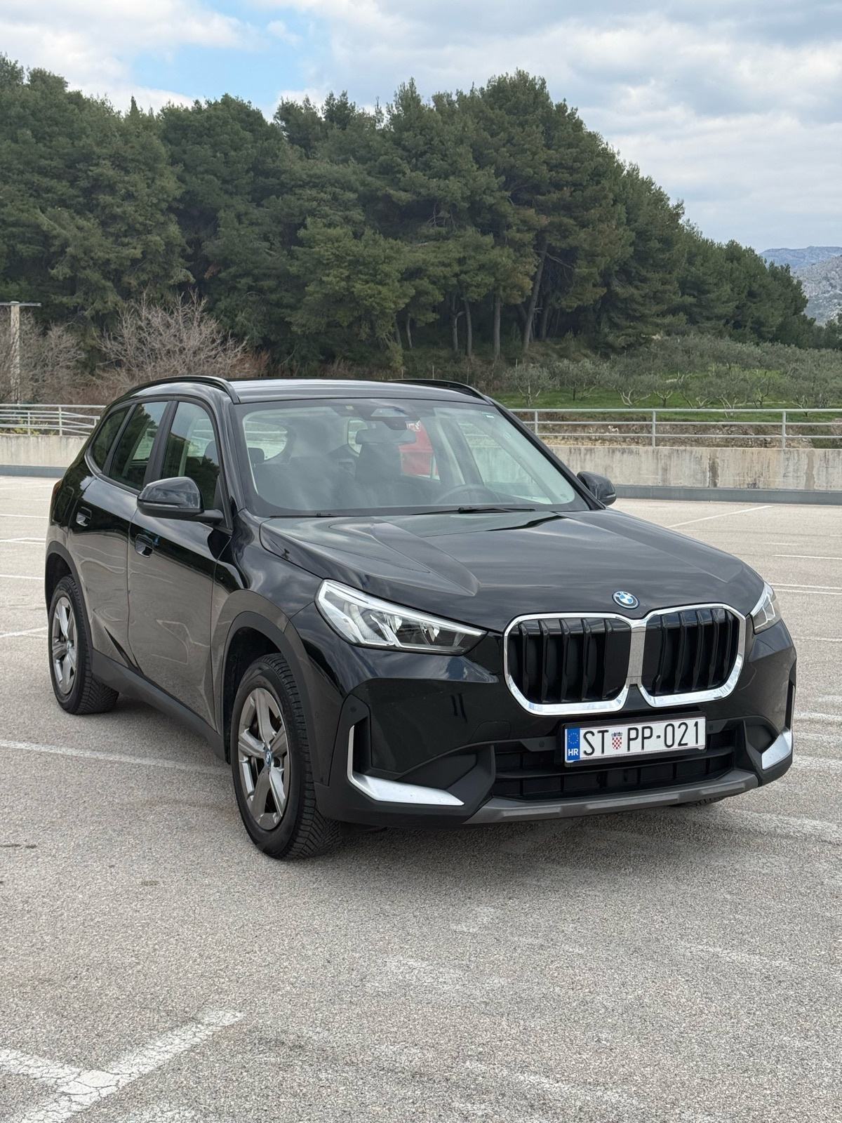 BMW X1 25e xDrive 245 KS, LED+KAM+PDC+NAV “ u sustavu pdv “, fotografija 12