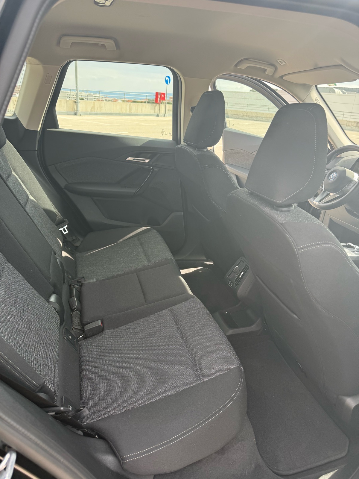 BMW X1 25e xDrive 245 KS, LED+KAM+PDC+NAV “ u sustavu pdv “, fotografija 19