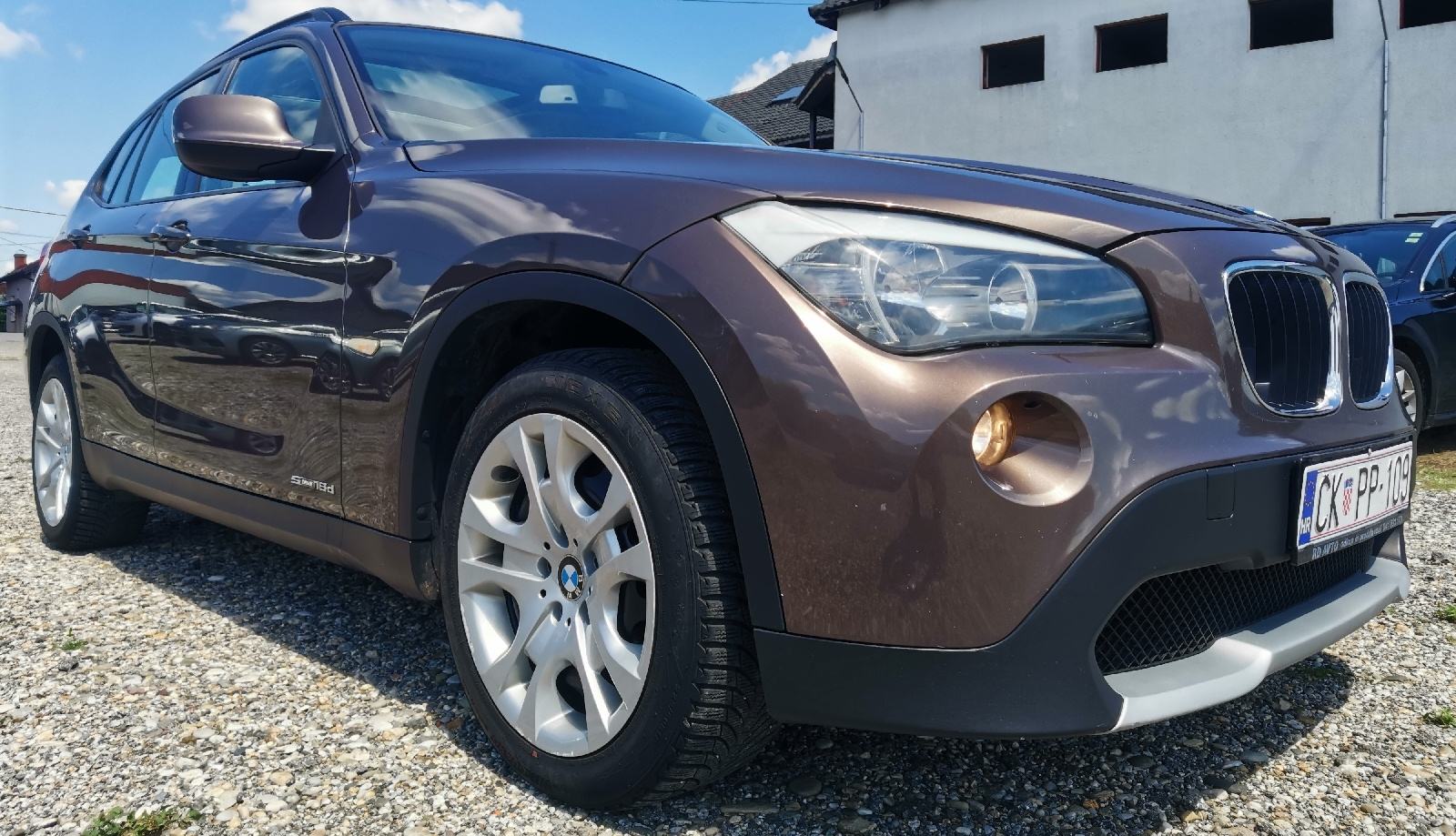 BMW X1 ODLICAN! PANORAMA-DVOZON.KLIMA-TEMPOMAT nema prijenosa, fotografija 3