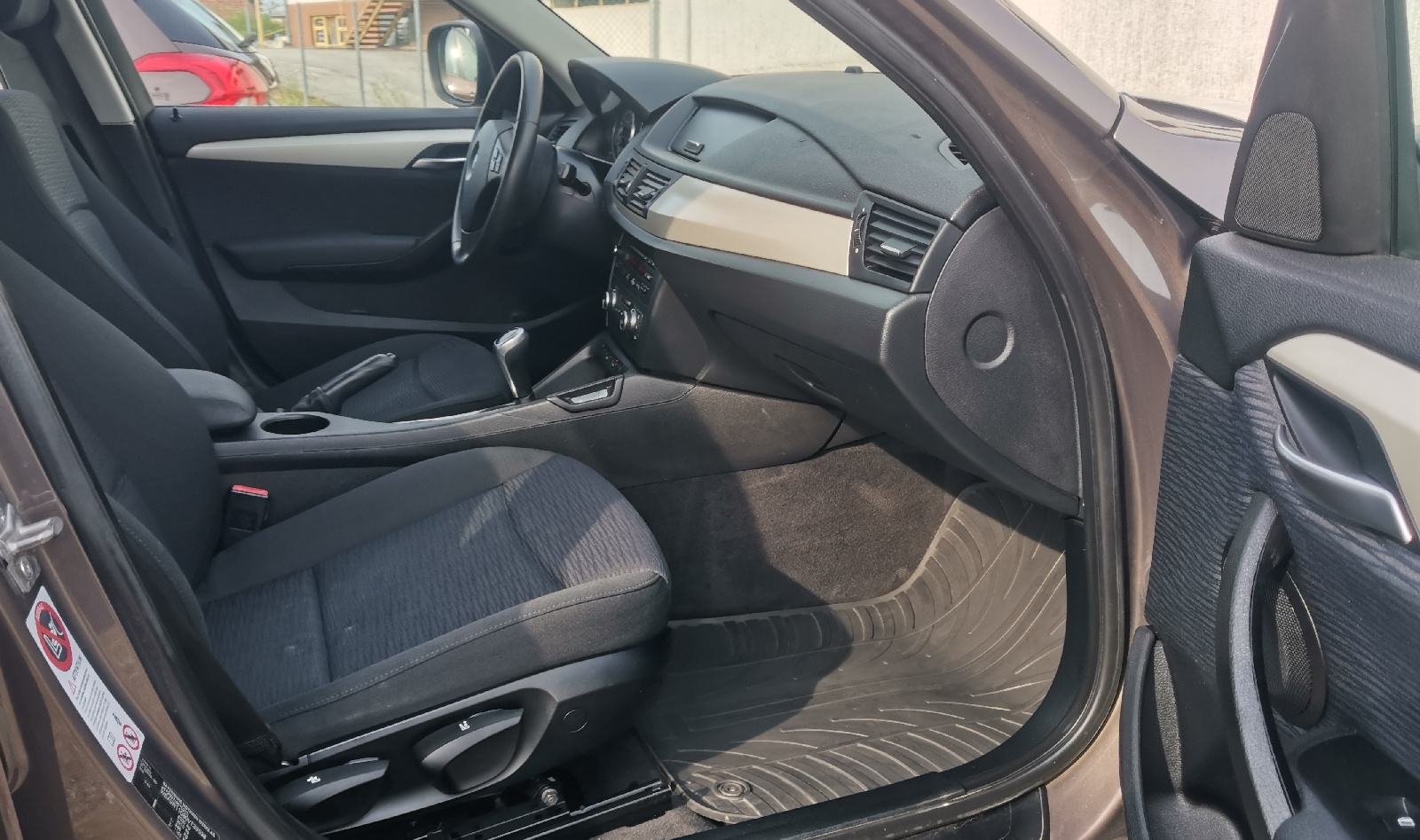BMW X1 ODLICAN! PANORAMA-DVOZON.KLIMA-TEMPOMAT nema prijenosa, fotografija 16