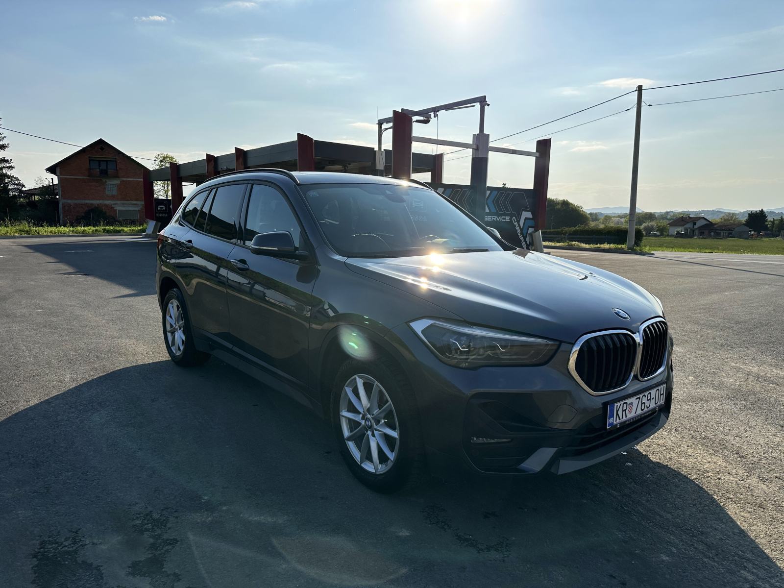 BMW X1 18i u PDV, REG. 11/26, FULL OPREMA + ŠIBER **POPUST**, fotografija 4