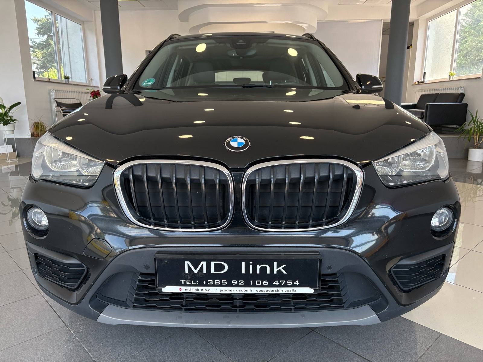 BMW X1 sDrive 18d Advantage, fotografija 16