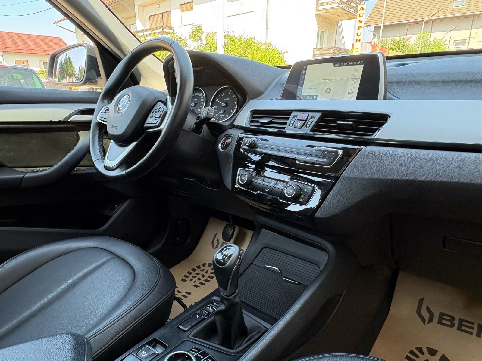 BMW X1 sDrive 18d Advantage, fotografija 13