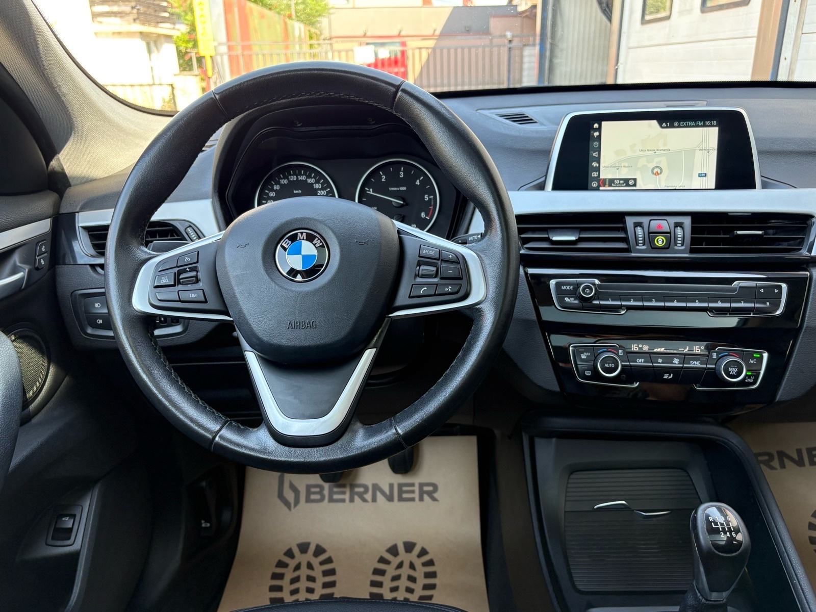 BMW X1 sDrive 18d Advantage, fotografija 8