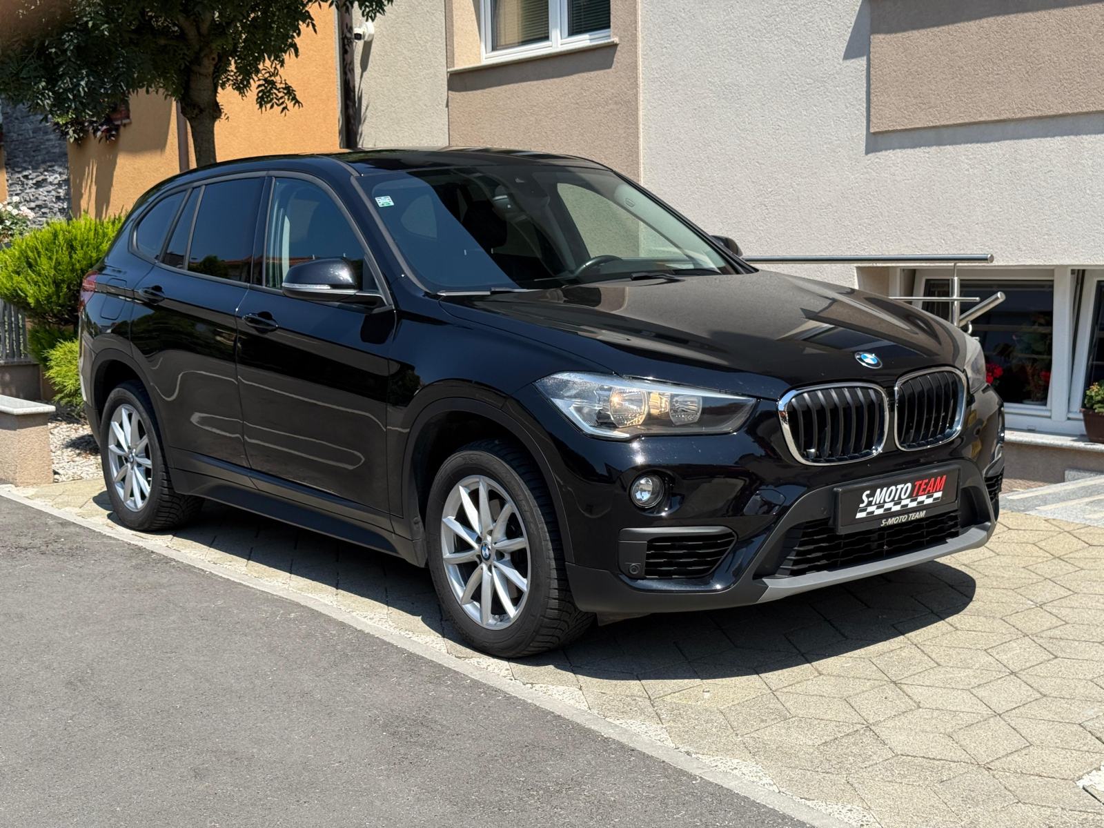 BMW X1 sDrive 18d automatik, fotografija 4