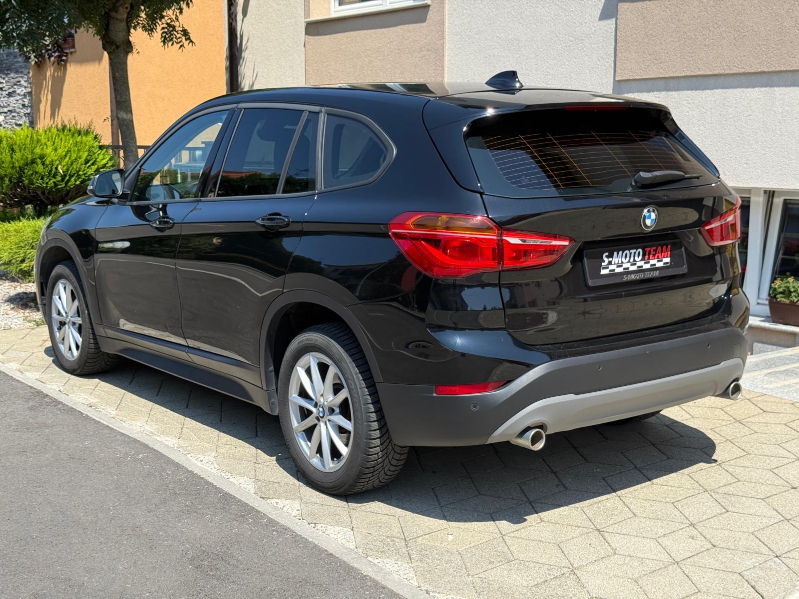 BMW X1 sDrive 18d automatik, fotografija 8