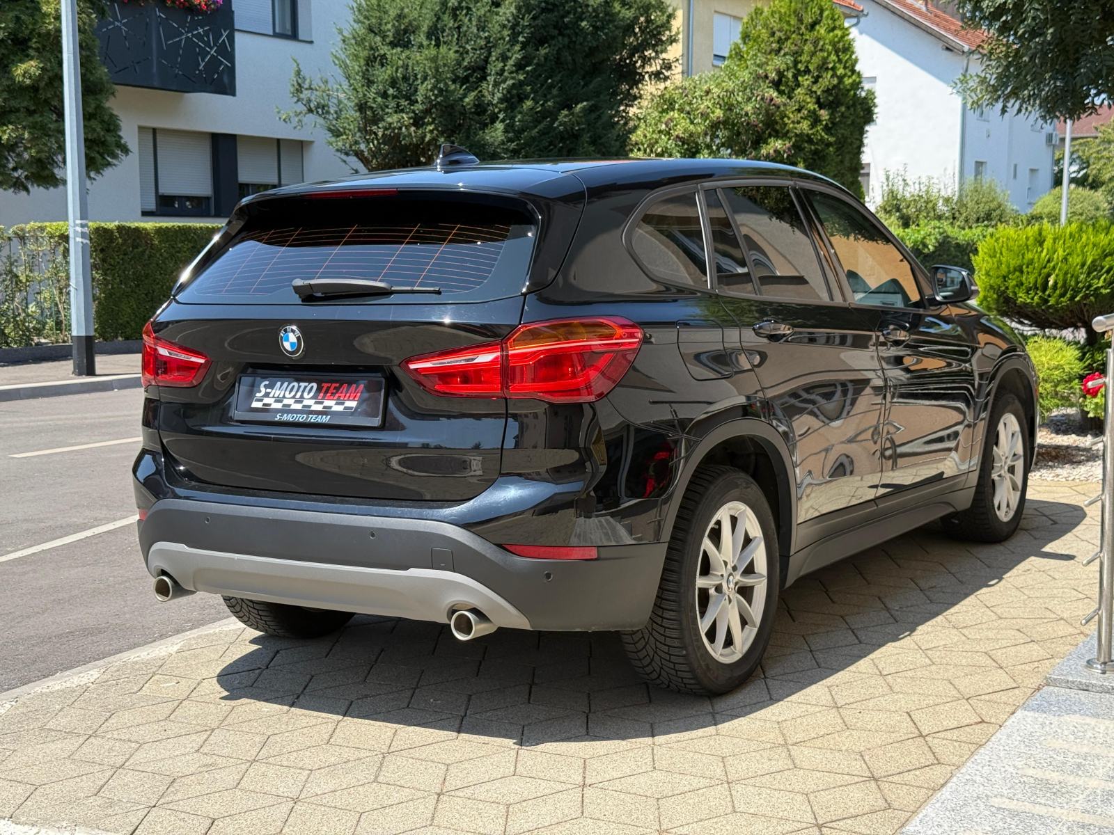 BMW X1 sDrive 18d automatik, fotografija 6