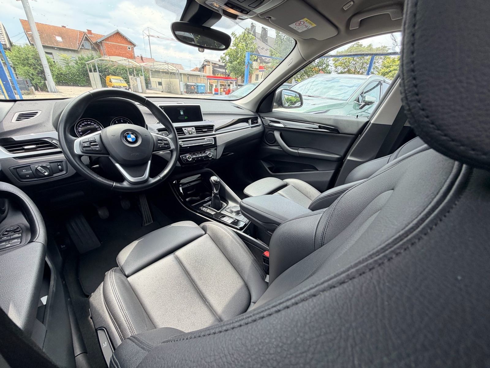 BMW X1 sDrive 18d Sport Line*ODLIČNO STANJE*GARANCIJA*KAMERA*LEASING*, fotografija 9