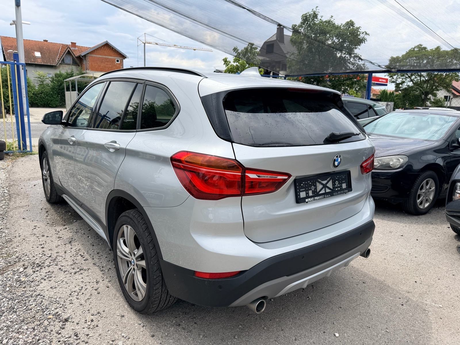 BMW X1 sDrive 18d Sport Line*ODLIČNO STANJE*GARANCIJA*KAMERA*LEASING*, fotografija 8