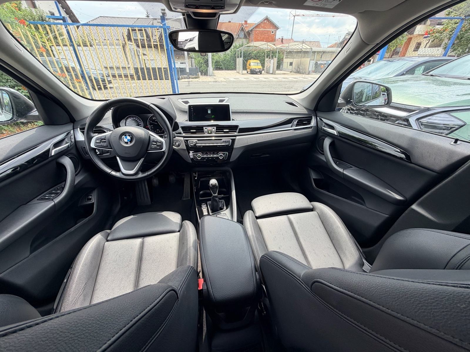 BMW X1 sDrive 18d Sport Line*ODLIČNO STANJE*GARANCIJA*KAMERA*LEASING*, fotografija 11