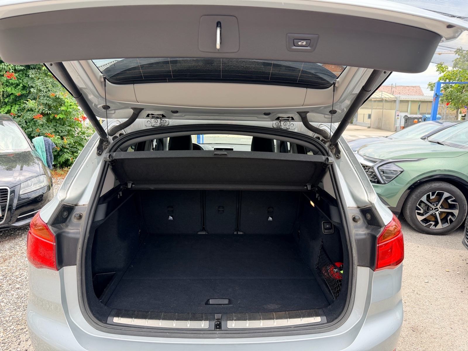 BMW X1 sDrive 18d Sport Line*ODLIČNO STANJE*GARANCIJA*KAMERA*LEASING*, fotografija 17