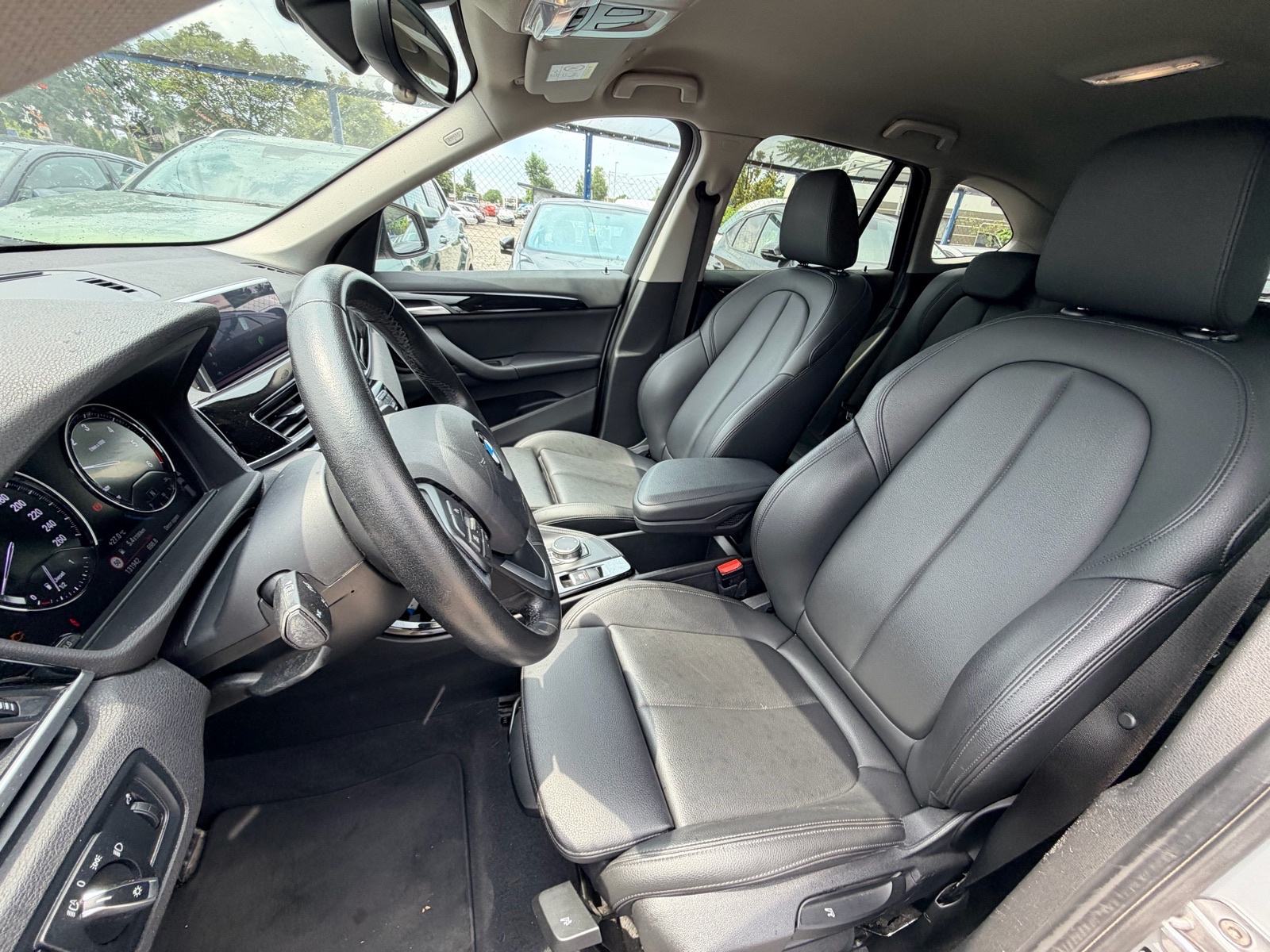 BMW X1 sDrive 18d Sport Line*ODLIČNO STANJE*GARANCIJA*KAMERA*LEASING*, fotografija 12