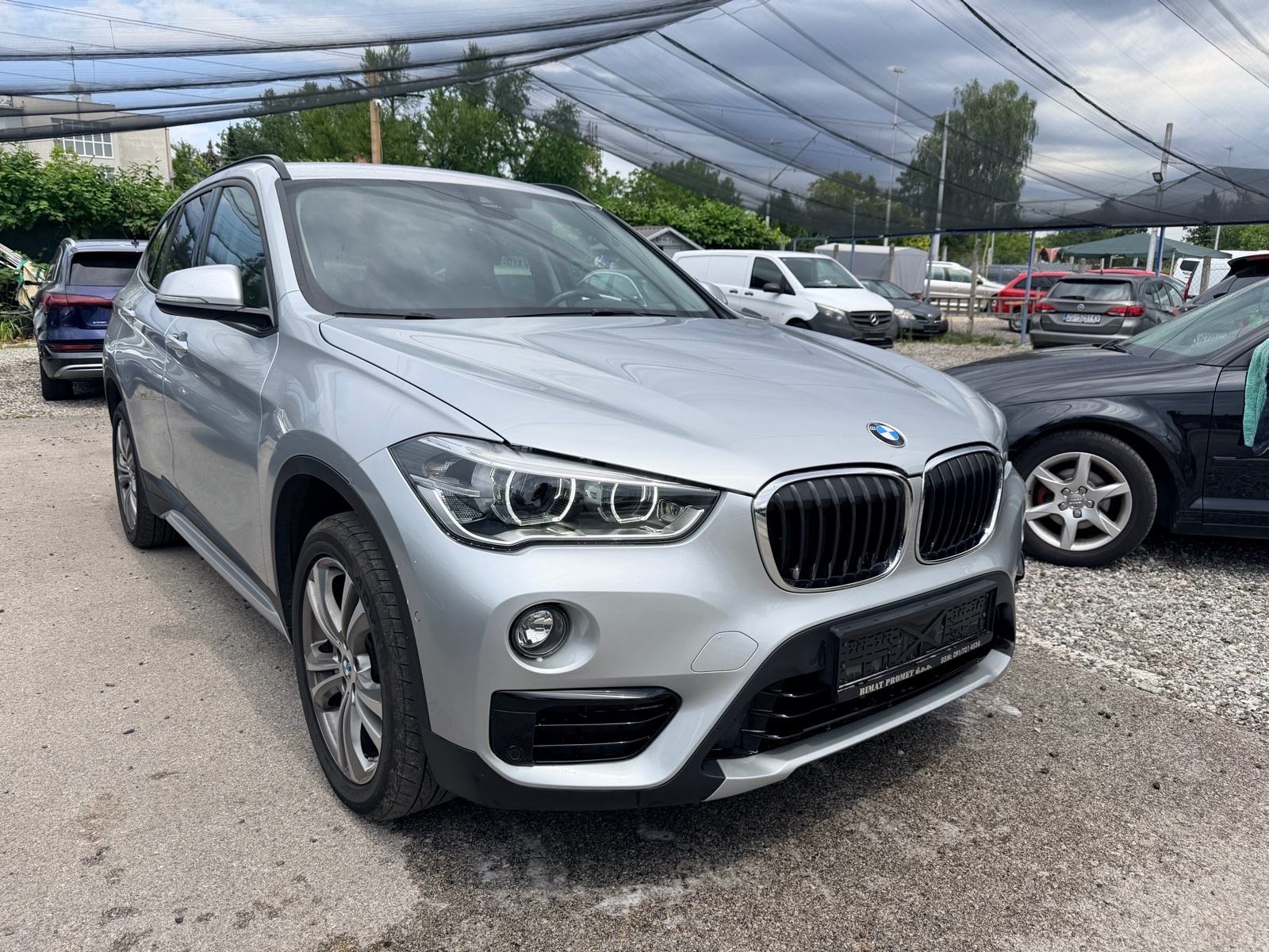 BMW X1 sDrive 18d Sport Line*ODLIČNO STANJE*GARANCIJA*KAMERA*LEASING*, fotografija 4