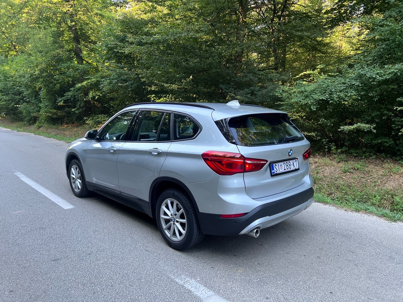 BMW X1 Automatik, LCI model redizajn 2020, veliki ekran, BMW servisna, fotografija 5
