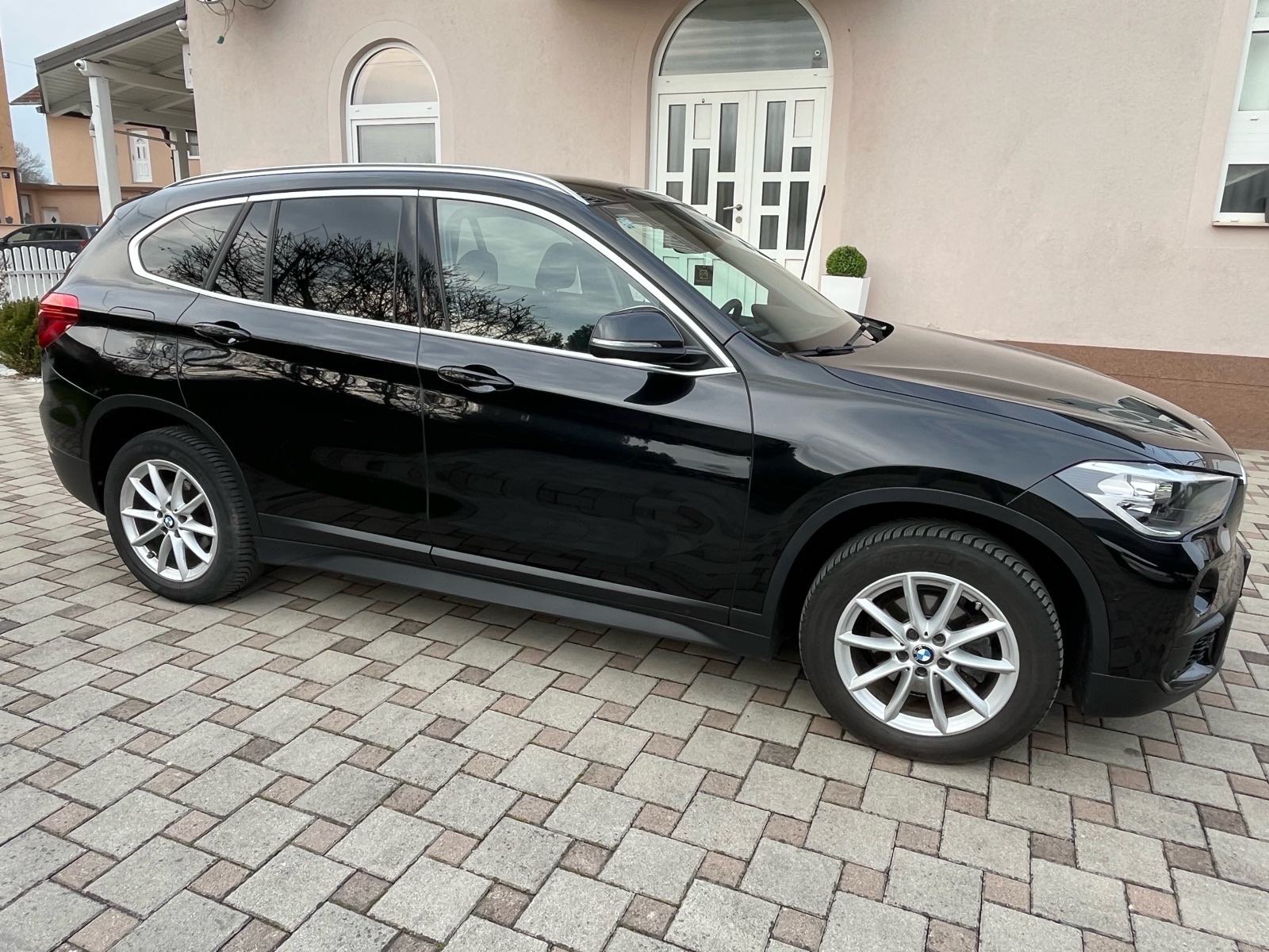 BMW X1 sDrive16d, Automatik, LCI redizajn, servisna povijest, fotografija 4