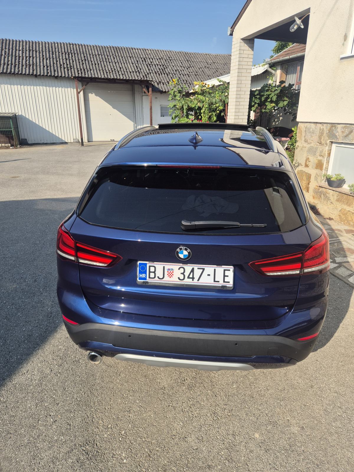 BMW X1 sDrive16d automatik X-line redizajn, fotografija 6