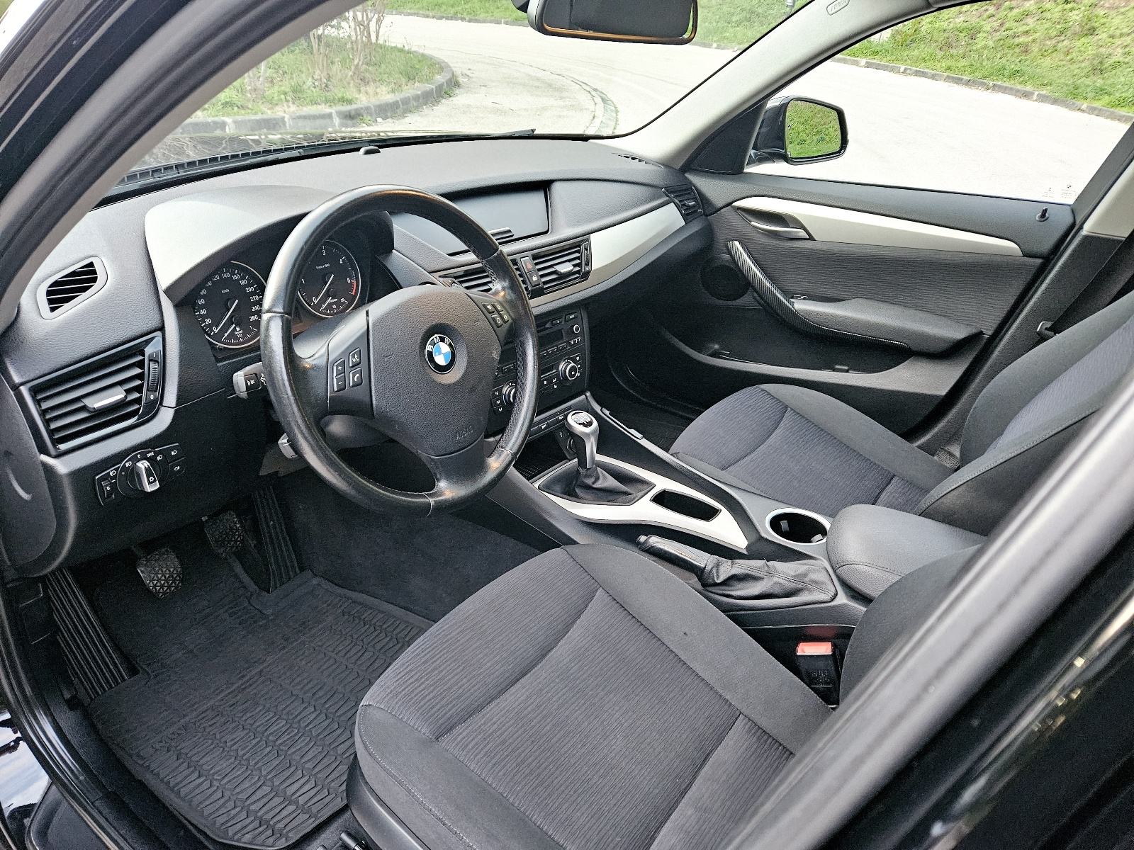 BMW X1 sDrive16d,kao nov,171000 kilometara, fotografija 12