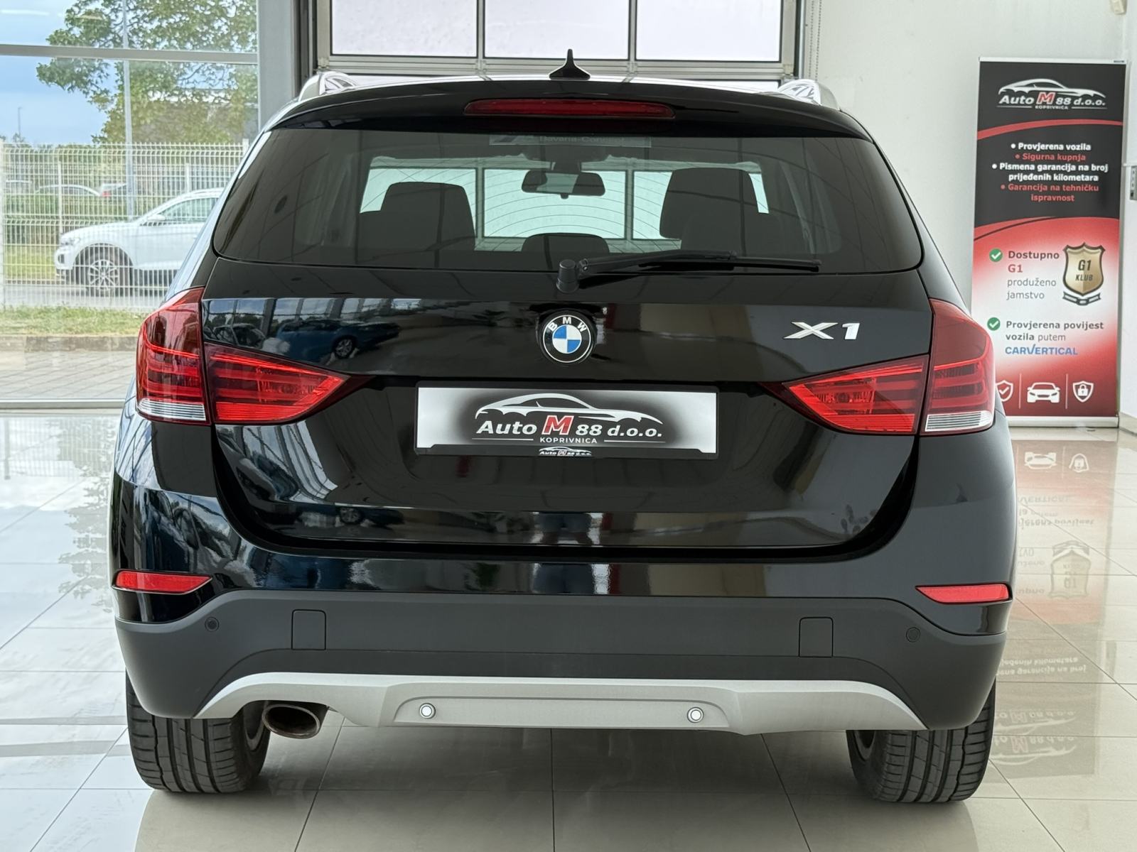 BMW X1 sDrive16d⭐️140.000km⭐️NAVI⭐️PARKING SENZORI⭐️ ALU 17⭐️GARANCIJA, fotografija 8