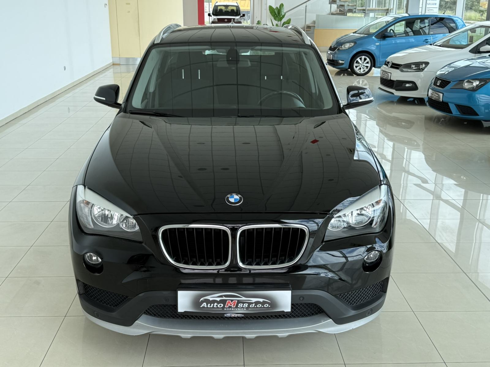 BMW X1 sDrive16d⭐️140.000km⭐️NAVI⭐️PARKING SENZORI⭐️ ALU 17⭐️GARANCIJA, fotografija 2