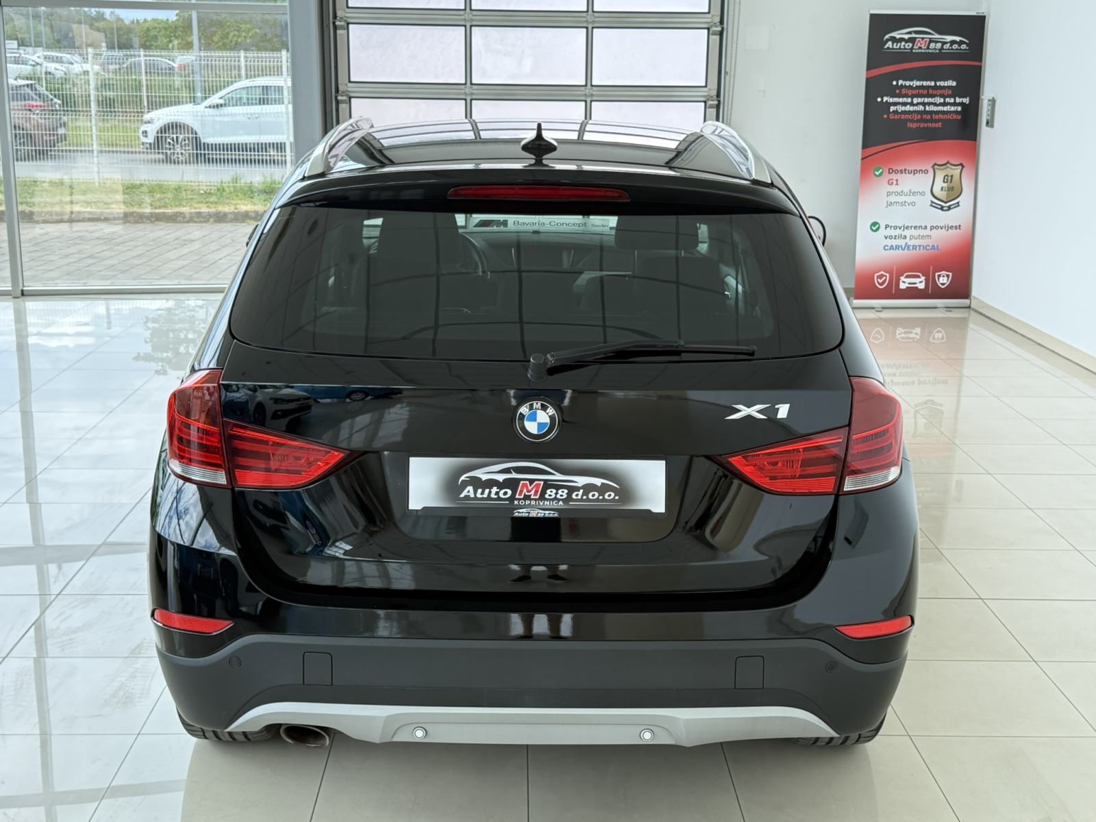 BMW X1 sDrive16d⭐️140.000km⭐️NAVI⭐️PARKING SENZORI⭐️ ALU 17⭐️GARANCIJA, fotografija 7