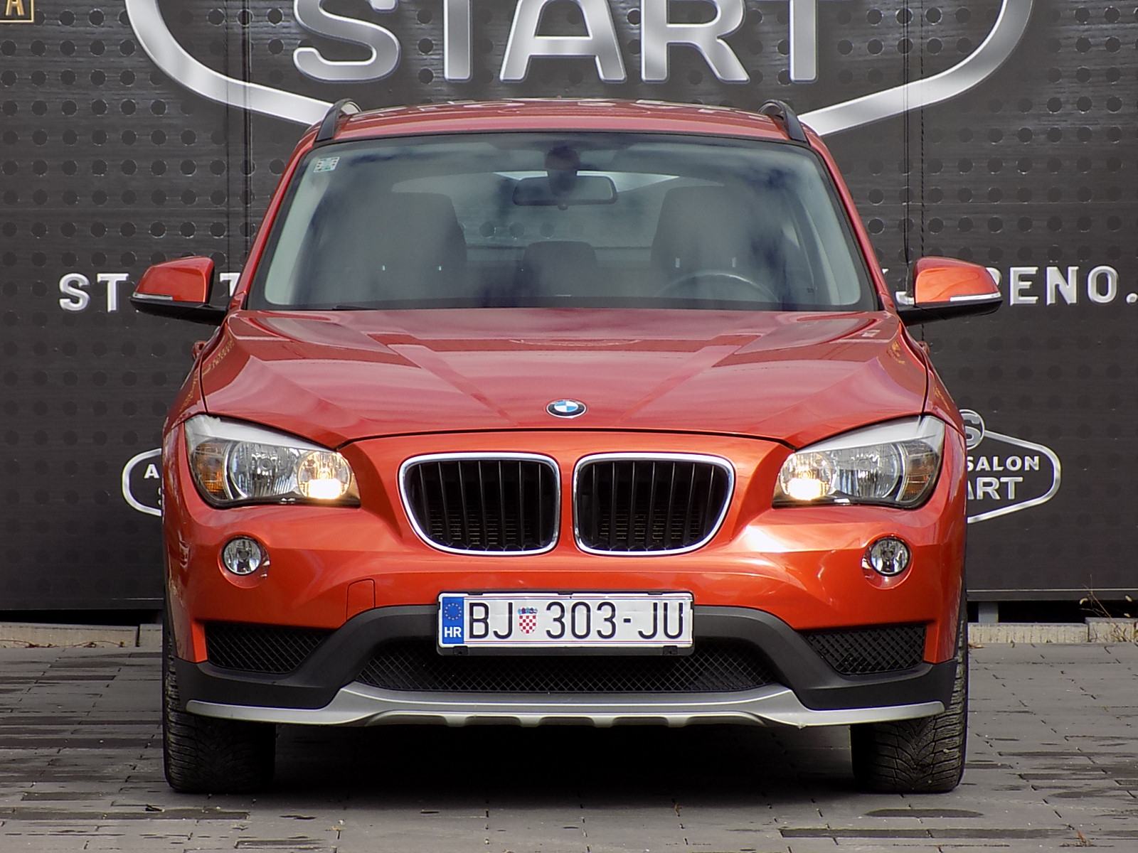 BMW X1 sDrive16d NEMA PRIJENOSA, KAO NOV, fotografija 2