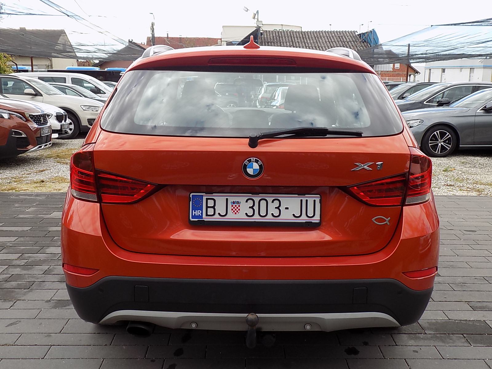 BMW X1 sDrive16d NEMA PRIJENOSA, KAO NOV, fotografija 8