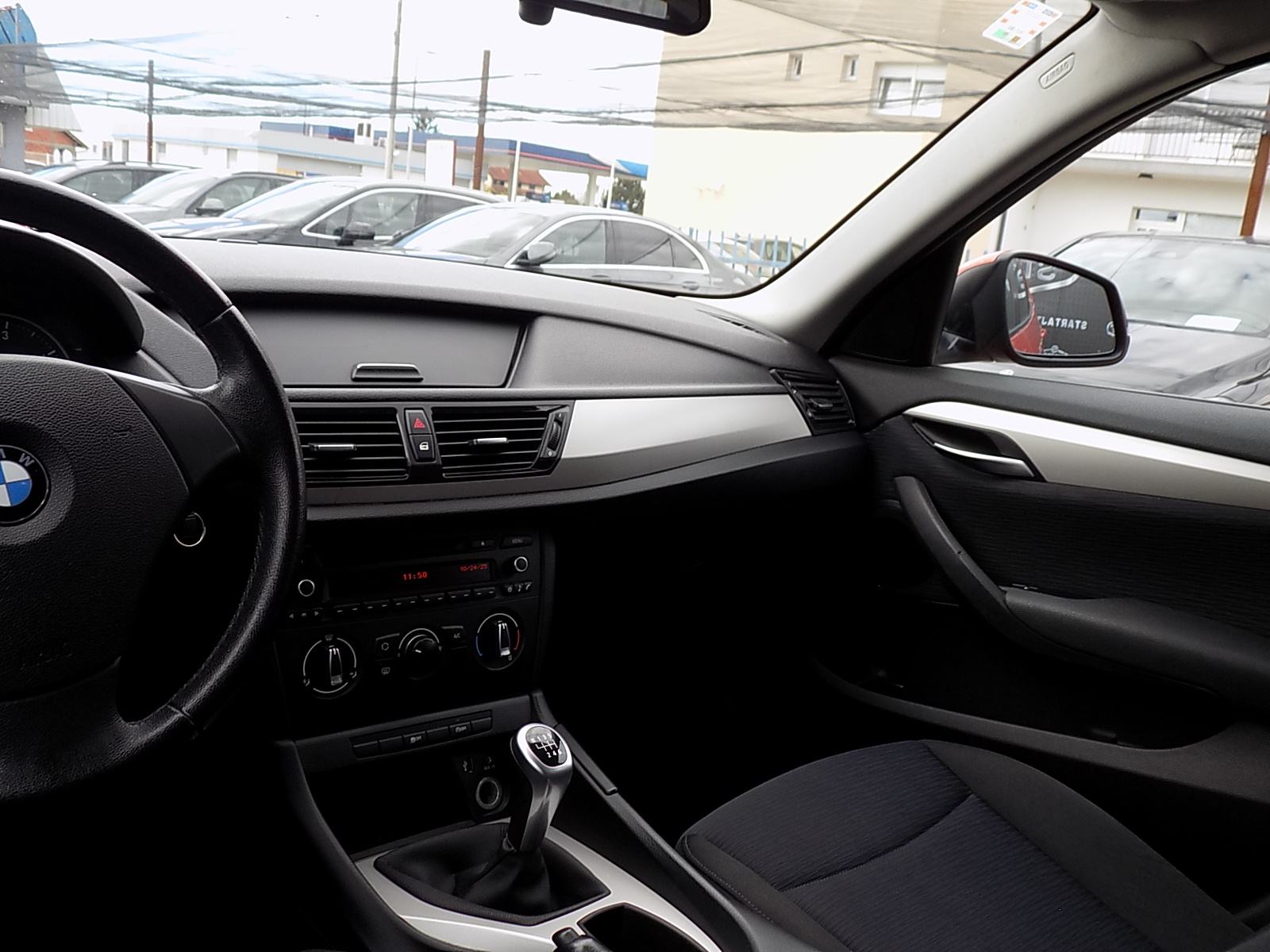 BMW X1 sDrive16d NEMA PRIJENOSA, KAO NOV, fotografija 16