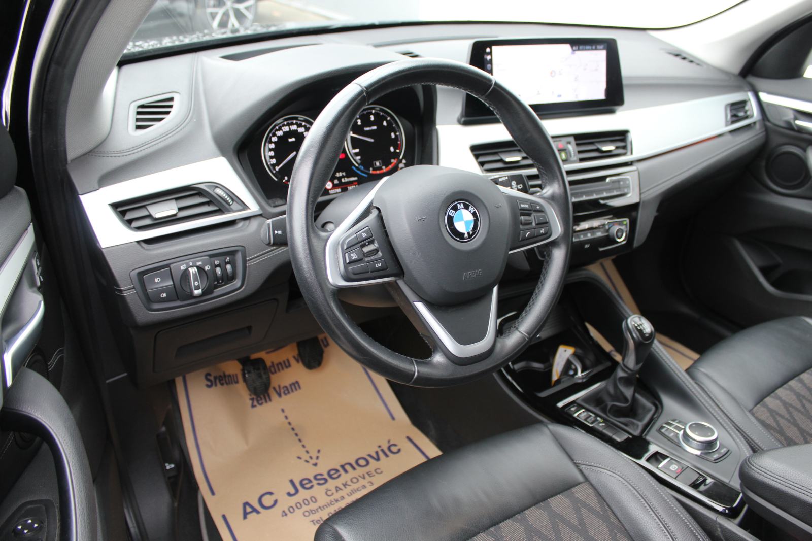 BMW X1 sDrive16d xLine-LEASING BEZ UČEŠĆA!, fotografija 9