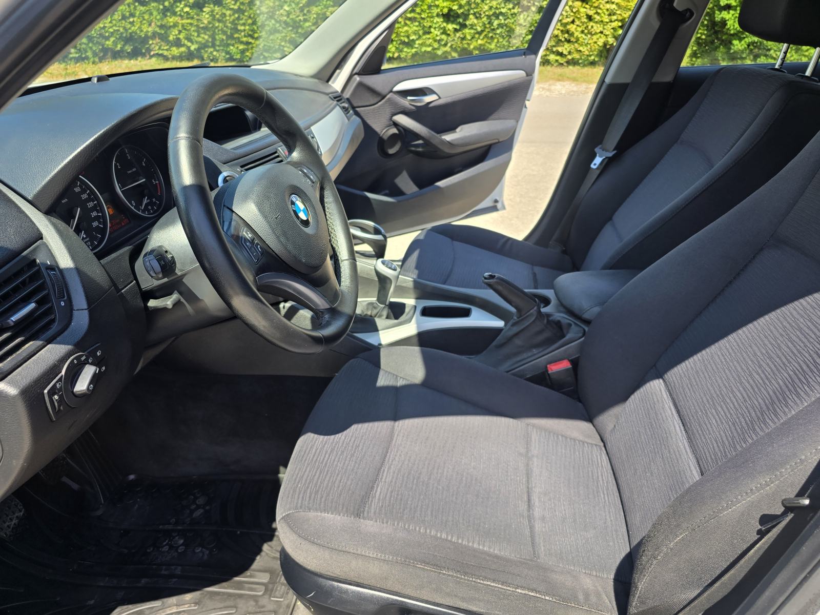 BMW X1 sDrive18d 105 kw . Redovito servisiran. Može zamjena, fotografija 6