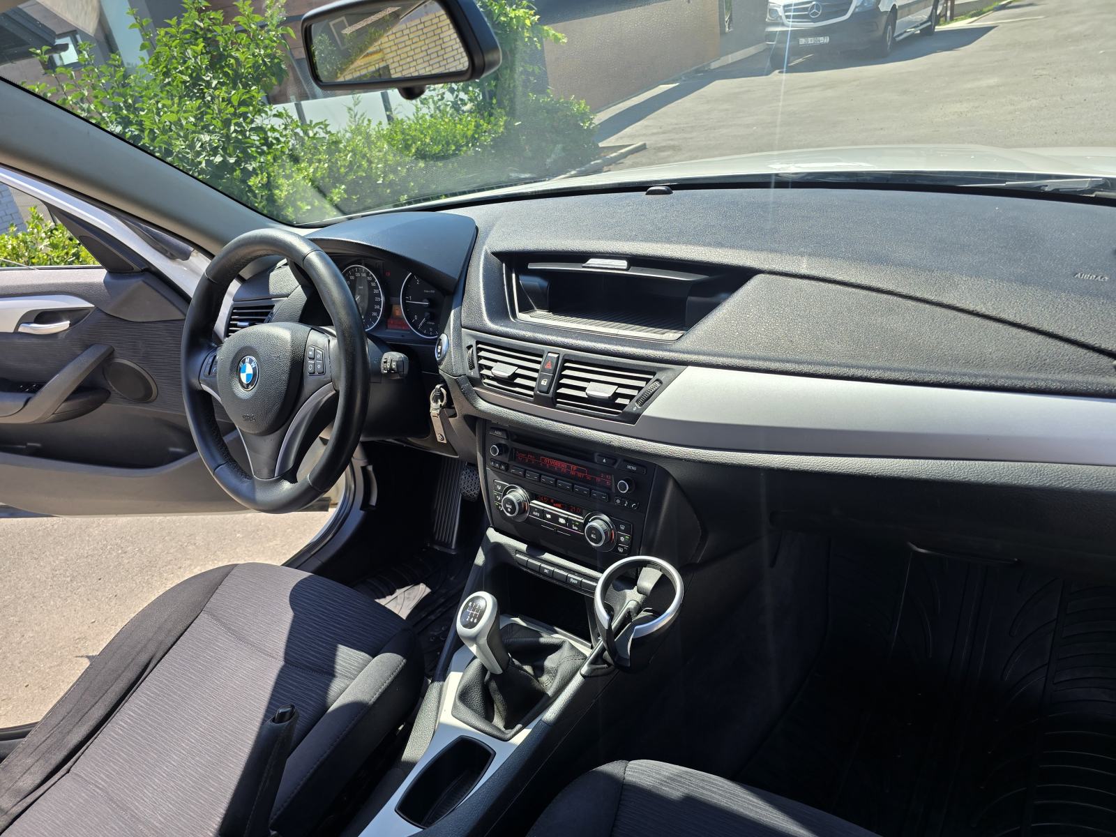 BMW X1 sDrive18d 105 kw . Redovito servisiran. Može zamjena, fotografija 8