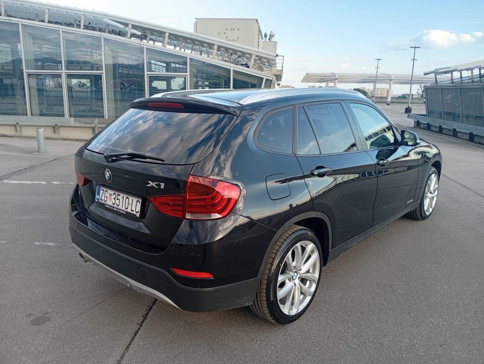 BMW X1 sDrive18d 2.0 DIZEL 8.900 FIX. VELIKI SERVIS NAPRAVLJEN, fotografija 6