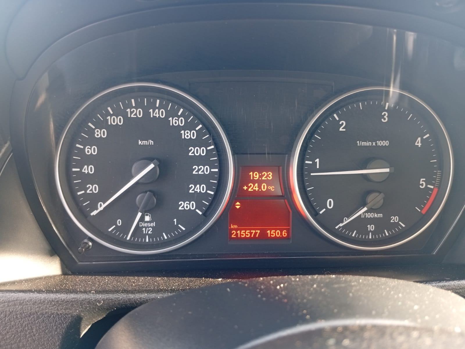 BMW X1 sDrive18d 2.0 DIZEL 8.900 FIX. VELIKI SERVIS NAPRAVLJEN, fotografija 15