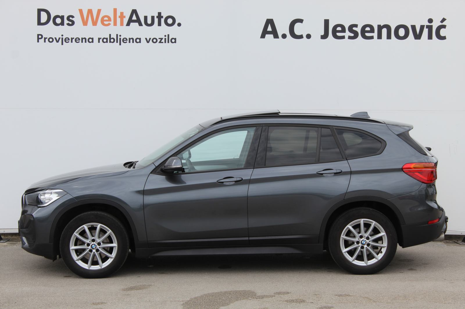 BMW X1 sDrive18d Advantage Aut., fotografija 6