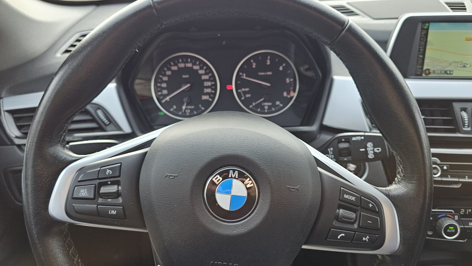 BMW X1 sDrive18d Advantage,Led,navi, fotografija 10