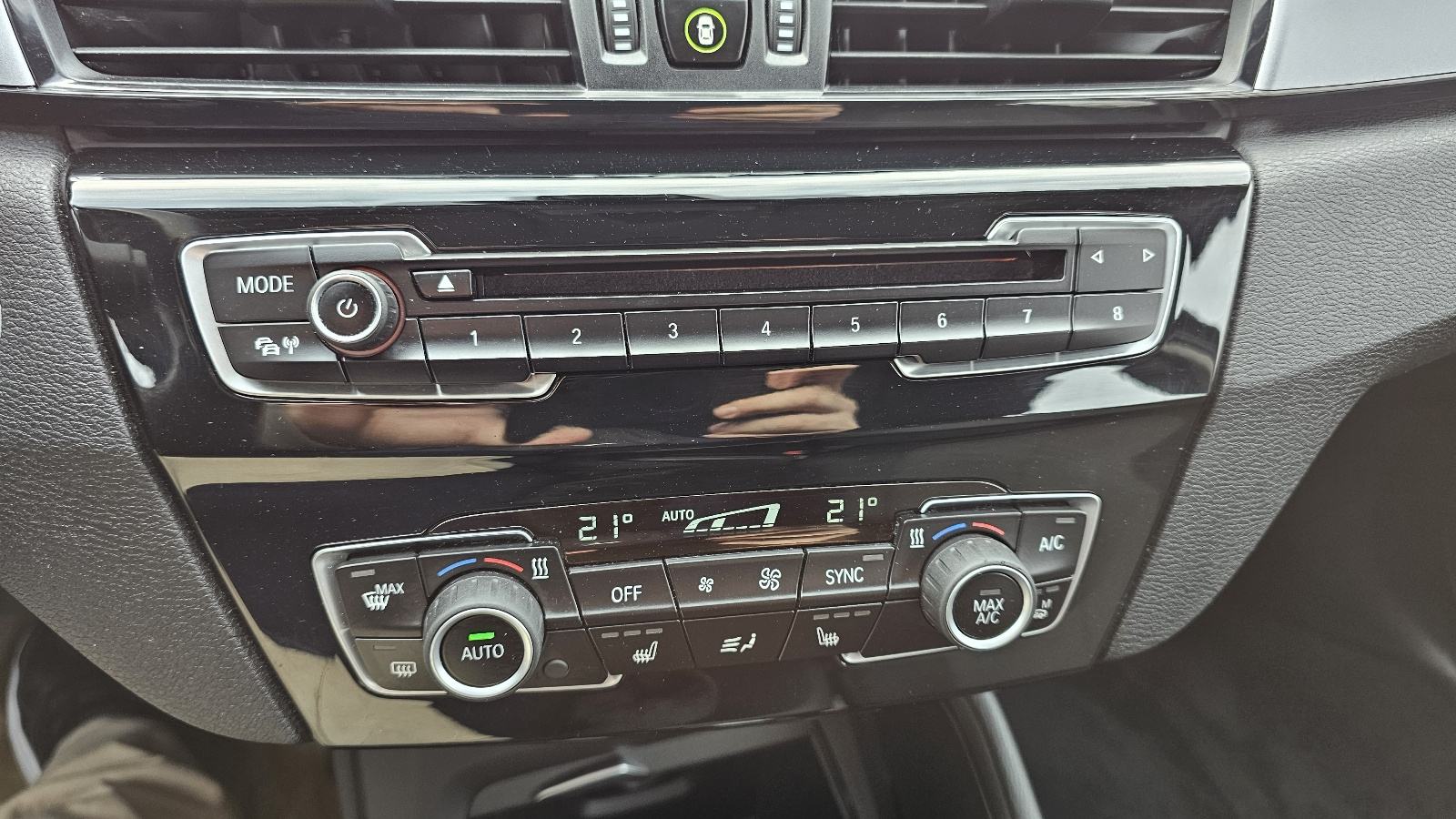 BMW X1 sDrive18d Advantage,Led,navi, fotografija 9